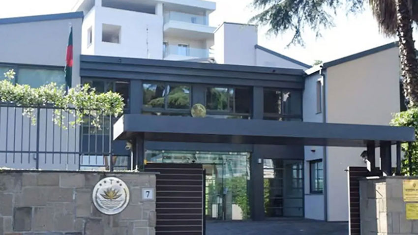 ঢাকায় ইতালি দূতাবাসের কর্মী, আ.লীগ নেতাসহ গ্রেপ্তার ৫