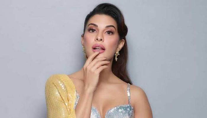 জেলে বসে জ্যাকলিনকে আকাশের তারা এনে দিলেন প্রেমিক!