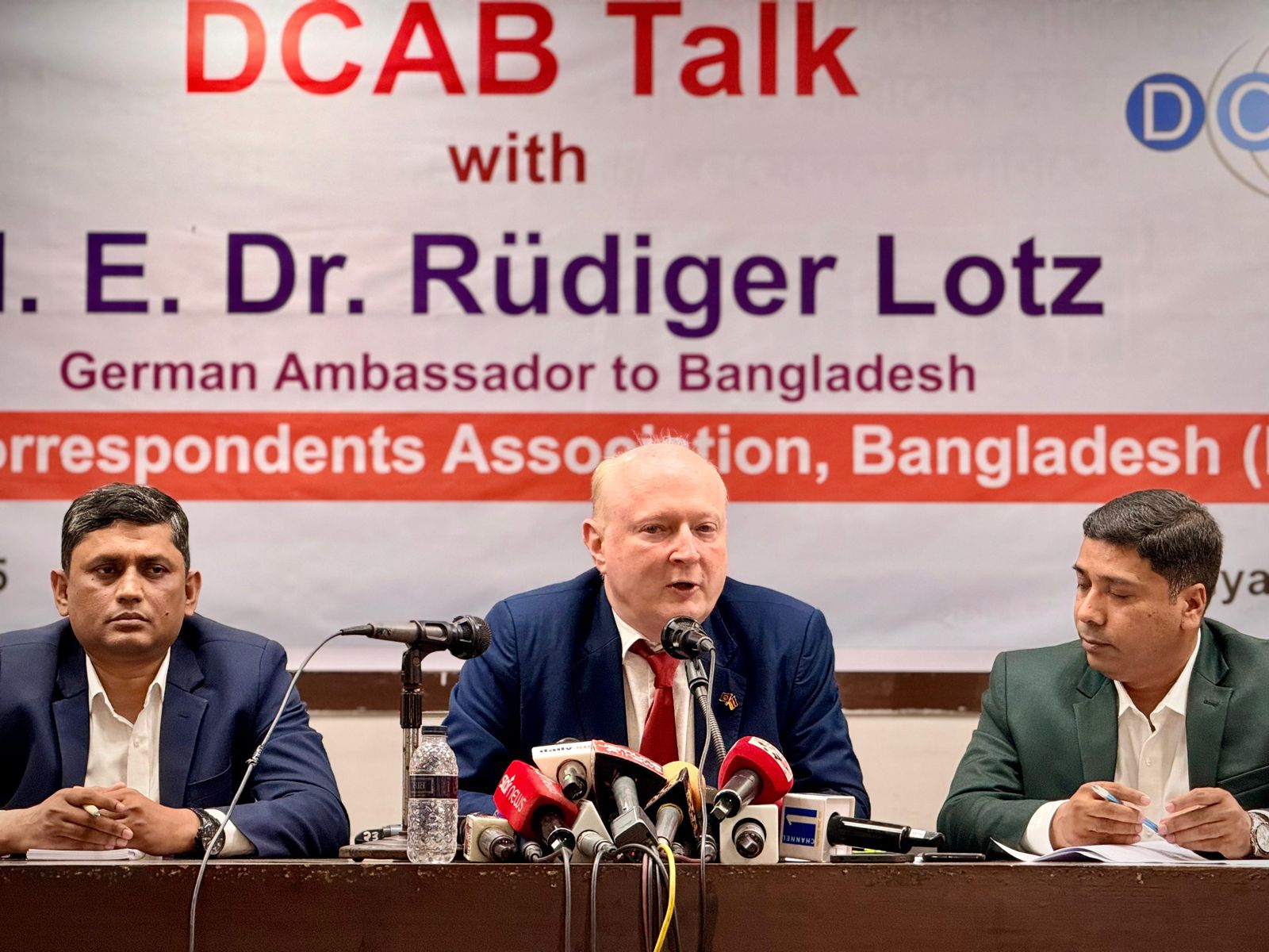 এয়ারবাস’ না কিনলে বাংলাদেশ–ইইউ সম্পর্কের ওপর প্রভাব পড়তে পারে : জার্মান রাষ্ট্রদূত