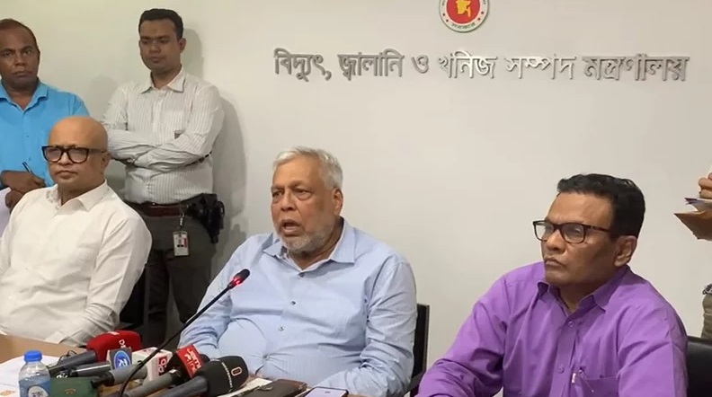 গণশুনানি ছাড়া বিদ্যুতের মূল্য সমন্বয় করা হবে না: জ্বালানি উপদেষ্টা