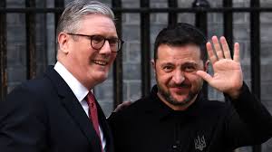 জেলেনস্কিকে যুক্তরাজ্যের পূর্ণ সমর্থন