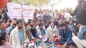 সচিবালয় ঘেরাওয়ের আল্টিমেটাম জবি শিক্ষার্থীদের