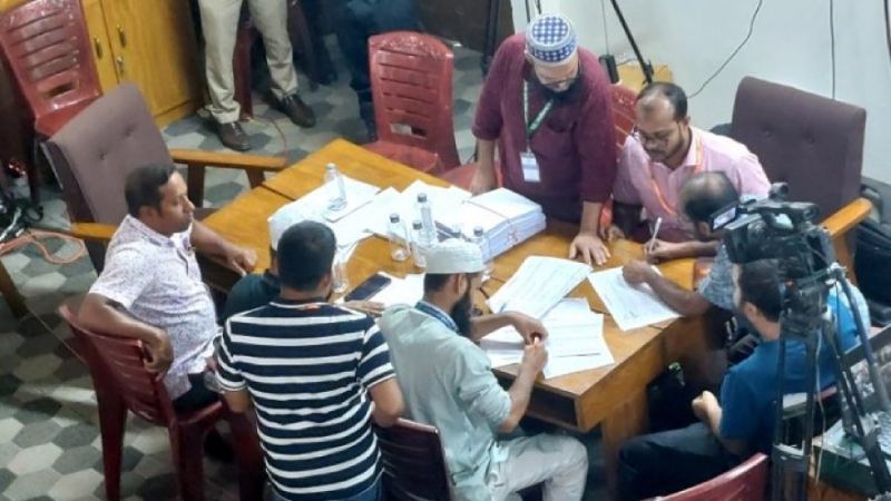 জাকসু নির্বাচন : তৃতীয় দিনেও চলছে ভোট গণনা