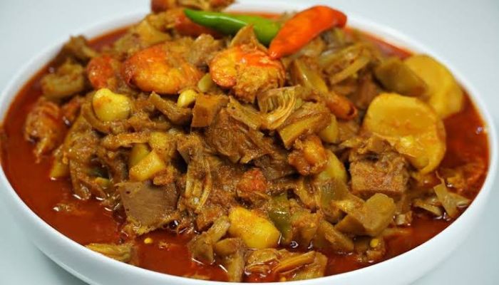 কাঁচা কাঁঠাল দিয়ে সুস্বাদু চিংড়ি কষা