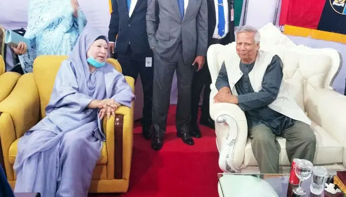 ড. ইউনূসের সঙ্গে খালেদা জিয়ার কুশল বিনিময়