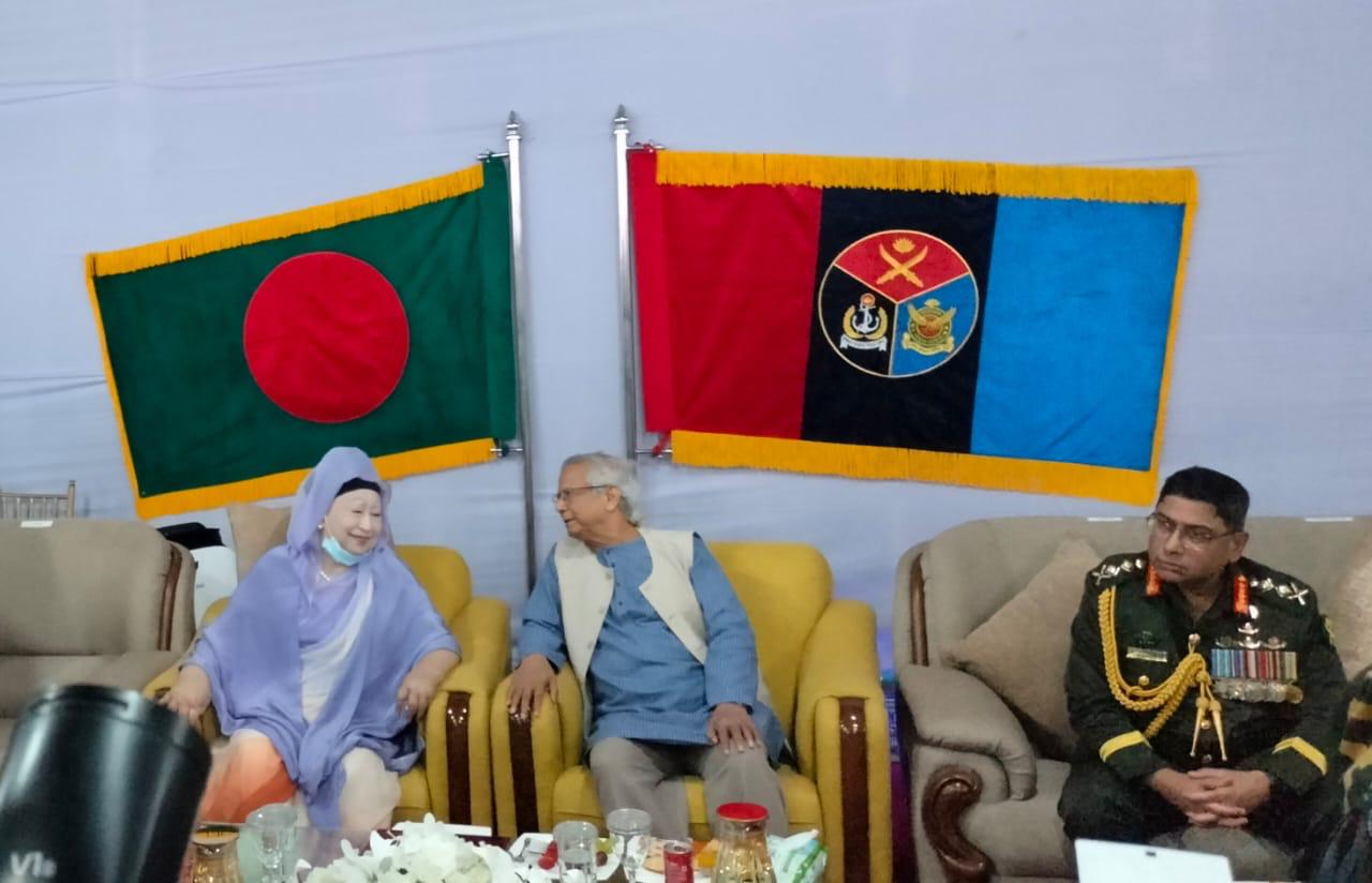 সেনাকুঞ্জে সংবর্ধনায় খালেদা জিয়া