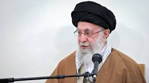 উত্তেজনার মধ্যেই খামেনির হুঁশিয়ারি