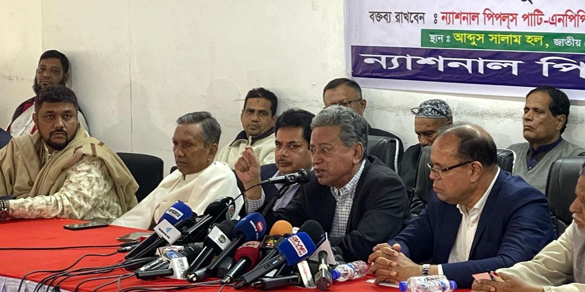 নির্বাচন ছাড়া অন্য পথে গেলে জনমনে সন্দেহ বাড়বে: আমীর খসরু