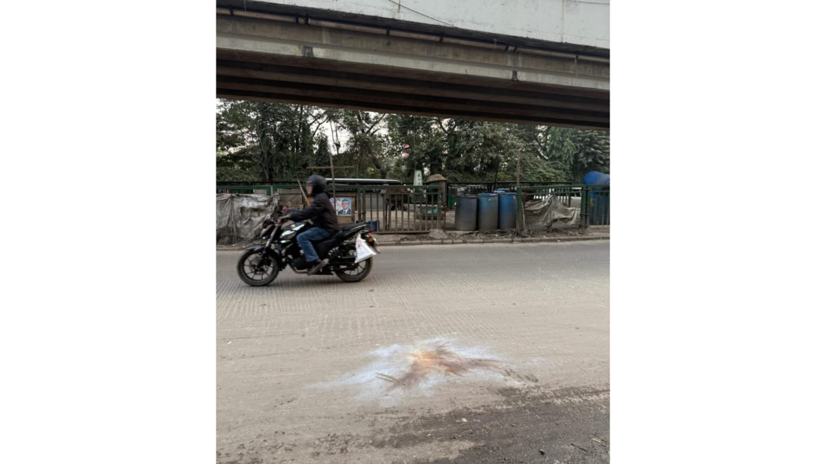 ঢাকার ৩ স্থানে ককটেল বিস্ফোরণ, এক নারী আহত