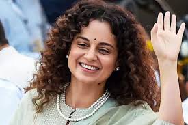 বঙ্গবন্ধুর ম্যুরাল ভাঙতে দেখে বিস্ফোরক মন্তব্য কঙ্গনার