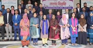 ২৫ ক্যাডারের কর্মকর্তাদের ১ ঘণ্টা কলমবিরতি পালন