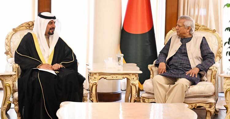 কুয়েতকে বাংলাদেশে বিনিয়োগের আহ্বান প্রধান উপদেষ্টার