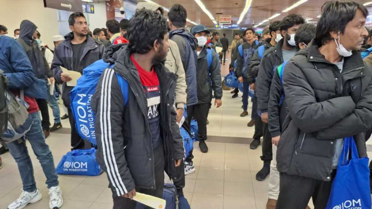 লিবিয়ার ডিটেনশন সেন্টার থেকে ফিরলেন আরও ১৬৫ বাংলাদেশি