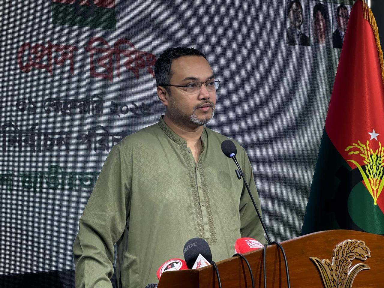 জামায়াত আমিরের এক্স অ্যাকাউন্ট ‘হ্যাক’ দাবির বিশ্বাসযোগ্যতা নিয়ে প্রশ্ন মাহাদী আমিনের