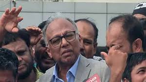 আত্মসমর্পণ করবেন মাহমুদুর রহমান