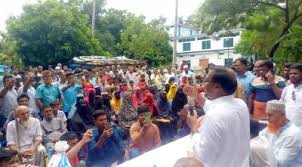 বিএনপির কেউ সন্ত্রাসী করলে ছাড় দেবো না: মমিনুল হক