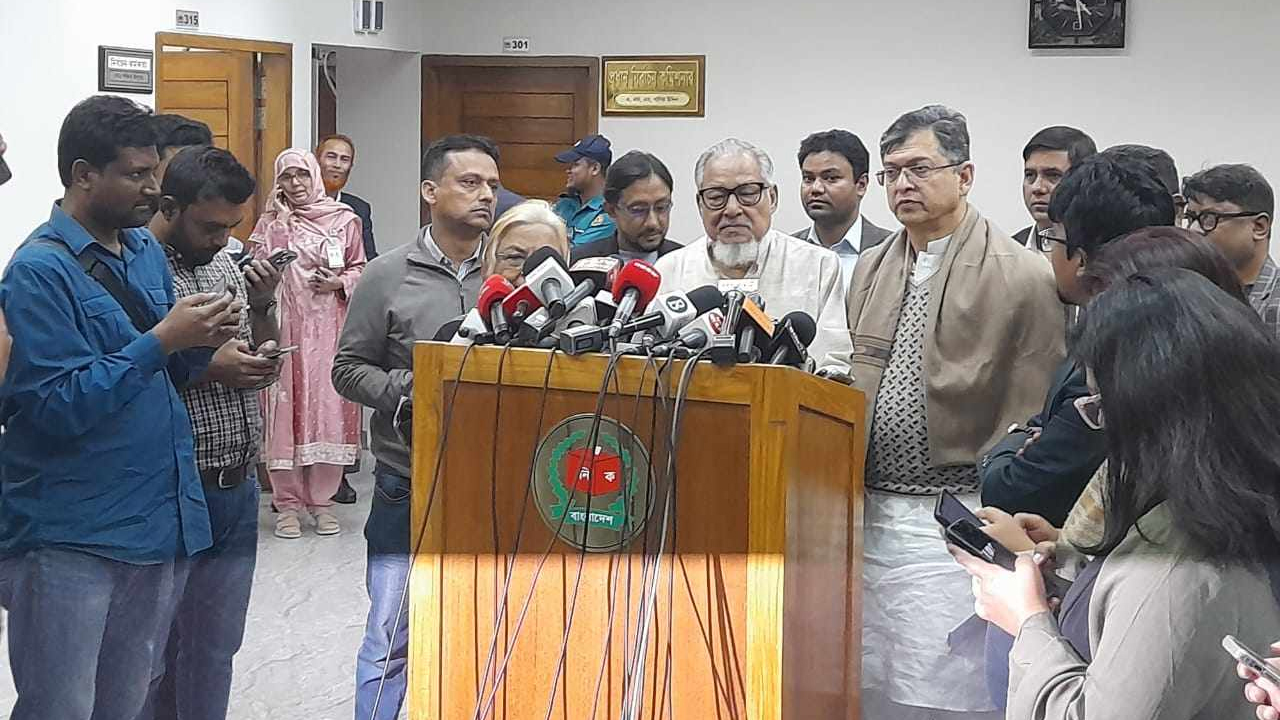 মে-জুনের মধ্যেই নির্বাচন কমিশন প্রস্তুত থাকবে: নজরুল ইসলাম খান