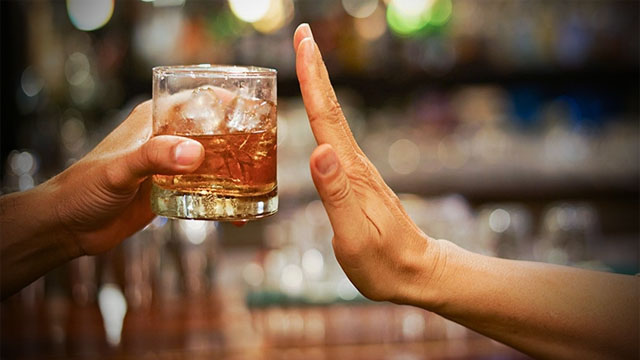 মদপানে বছরে মৃত্যু ৩০ লাখ