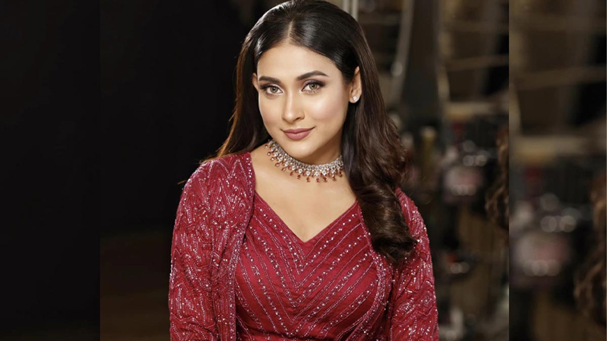 মেহজাবীনের বিরুদ্ধে গ্রেপ্তারি পরোয়ানা জারি