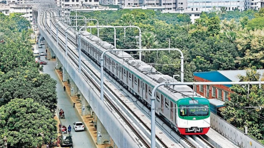নতুন সূচিতে চলছে মেট্রোরেল
