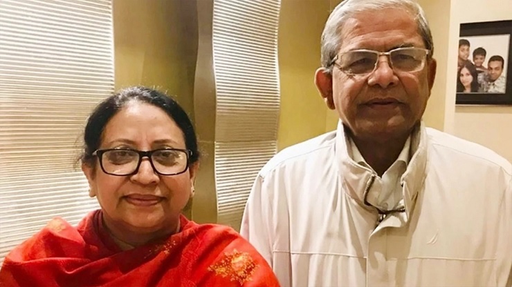 ওমরাহ পালনে সস্ত্রীক সৌদি গেলেন মির্জা ফখরুল