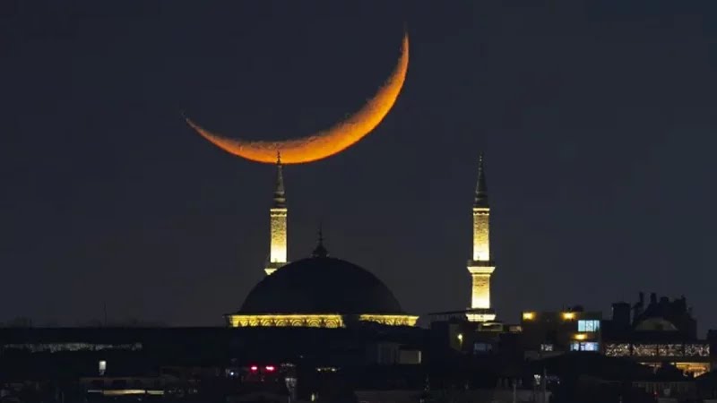 আকাশে শাওয়ালের চাঁদ, ঈদ সোমবার