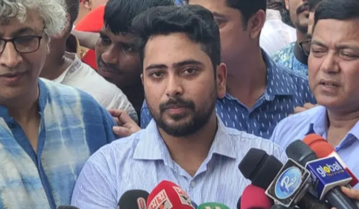ফ্যাসিবাদরা রাজপথে পরাজিত হয়ে অনলাইনে শক্তি দেখাচ্ছে: নাহিদ