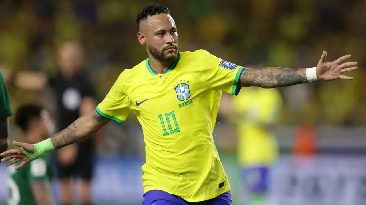 নেইমারের ফেরা নিয়ে যা বললেন ব্রাজিল কোচ