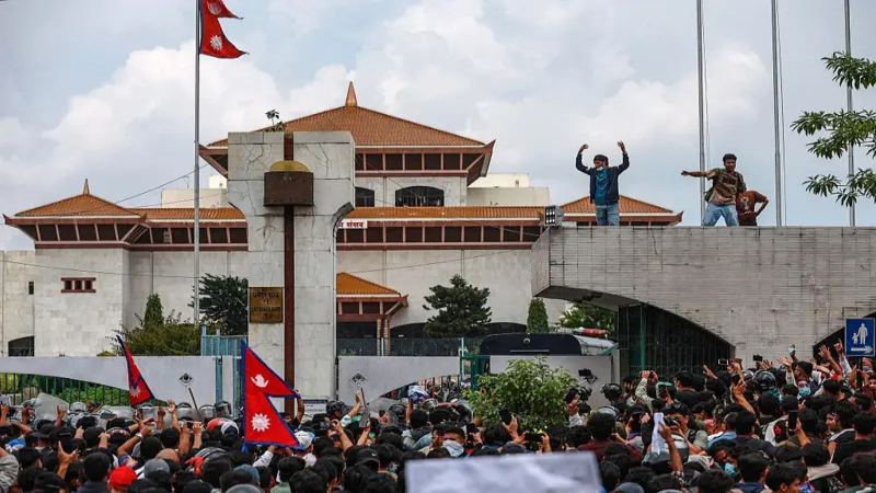 আজও বিক্ষোভে উত্তাল নেপাল