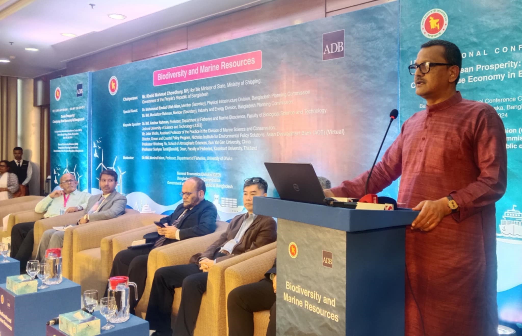 সুনীল অর্থনীতিকে মূল অর্থনীতিতে কাজে লাগাতে হবে : নৌপ্রতিমন্ত্রী