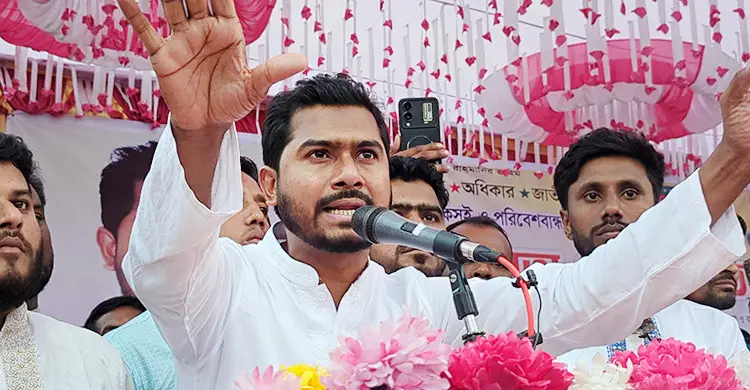 রাজনৈতিক পরিচয়ে কেউ যেন চাঁদা নিতে না পারে : নুর