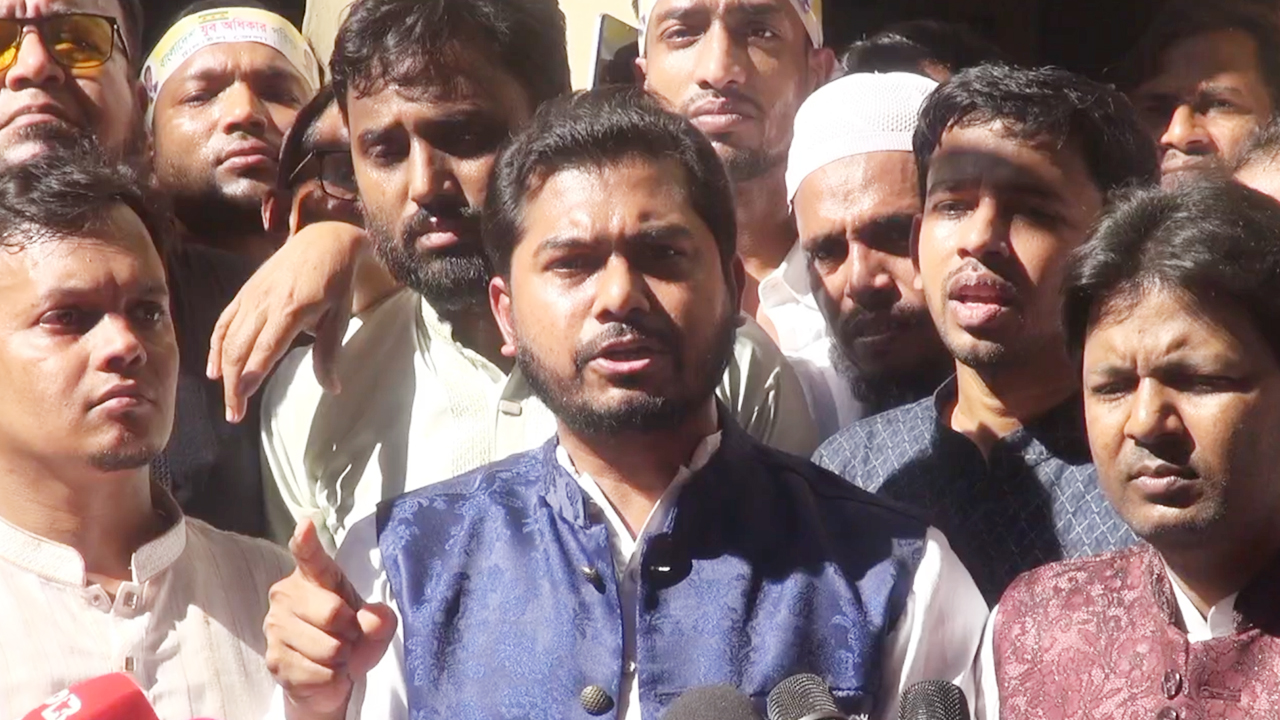 আ.লীগের সাধারণ সমর্থকদের রাজনীতির অধিকার রয়েছে: নুর