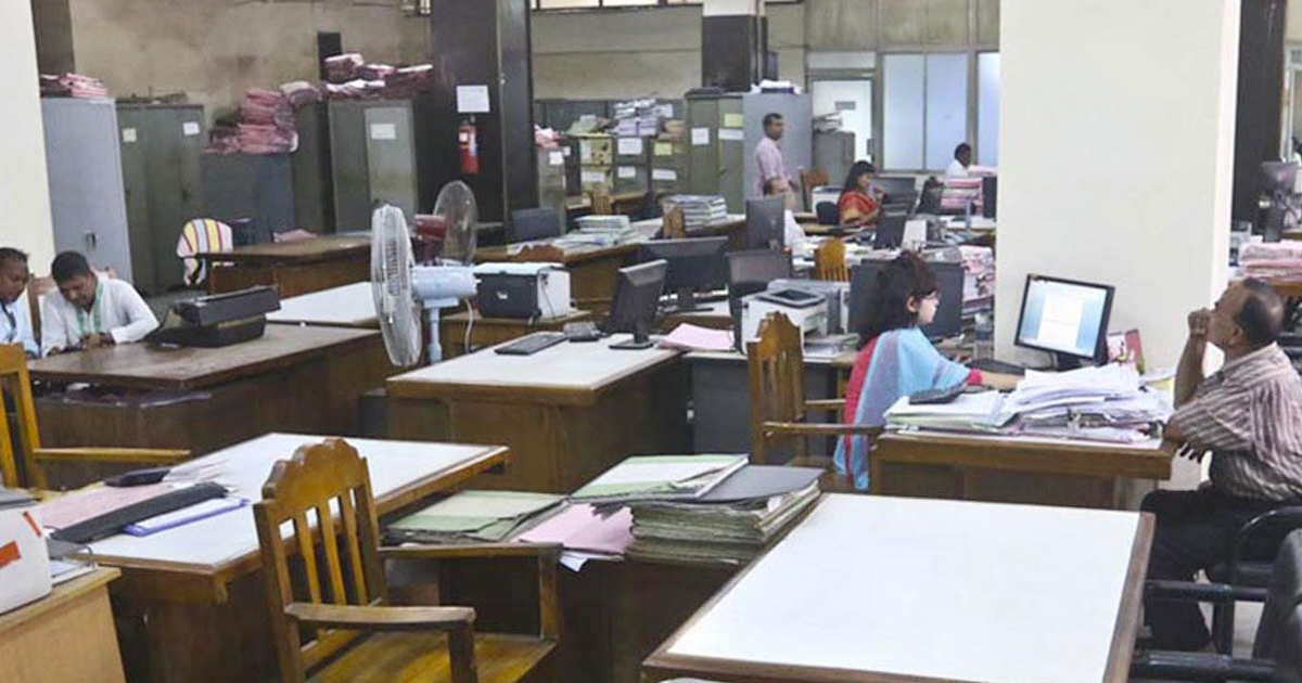 এবার সব সরকারি চাকরিজীবীদের সম্পদের হিসাব নেবে সরকার