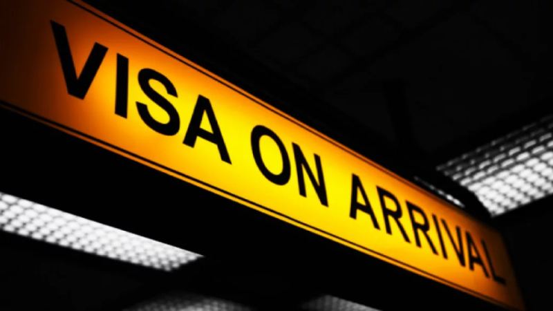 বাংলাদেশে অন-অ্যারাইভাল ভিসা ফের চালু