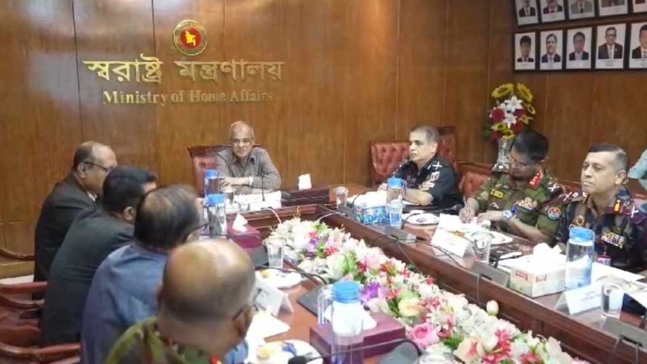 কোনো অপরাধীর ছাড় নেই, সে যত প্রভাবশালীই হোক: স্বরাষ্ট্র উপদেষ্টা