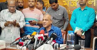 ২৫২ এসআইকে শৃঙ্খলা ভঙ্গের কারণে অব্যাহতি : স্বরাষ্ট্র উপদেষ্টা