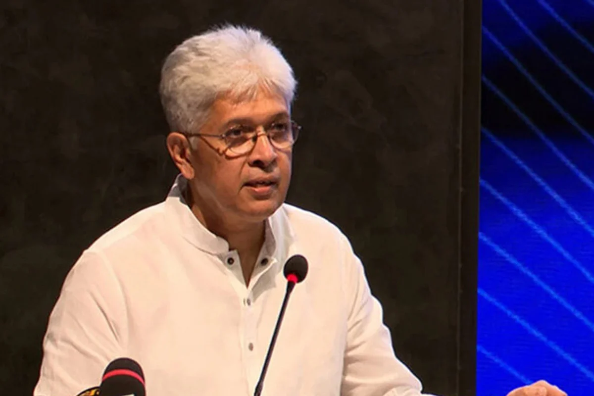 গুম-আয়নাঘরের দিনে ফিরতে না চাইলে ‌‘হ্যাঁ’ ভোট দিতে হবে: উপদেষ্টা আদিলুর