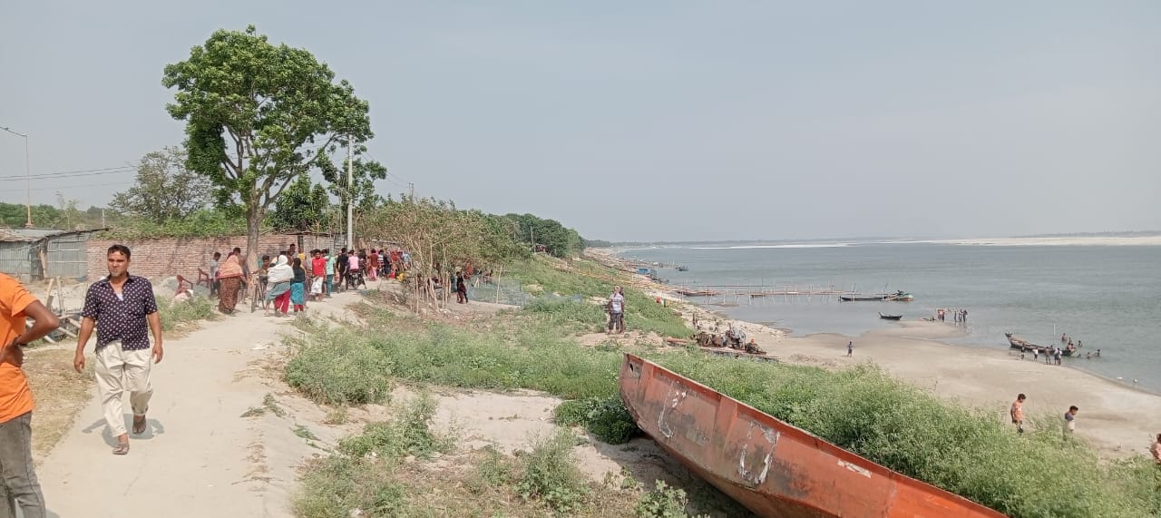 পদ্মায় গোসলে নেমে তিন কিশোরের মৃত্যু