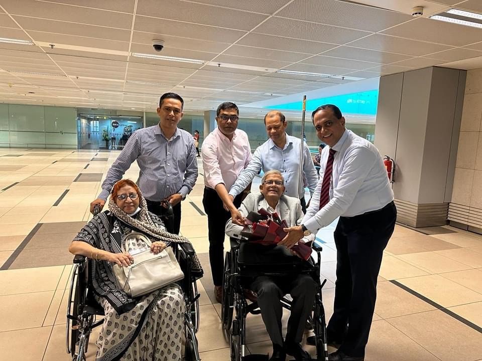 চিকিৎসার জন্য সিঙ্গাপুরে গেলেন মির্জা ফখরুল