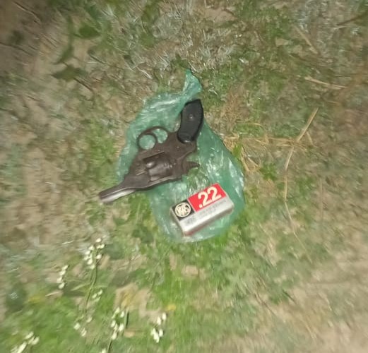 রাজশাহীতে থানা থেকে লুট হওয়া আগ্নেয়াস্ত্র-গুলি চর থেকে উদ্ধার