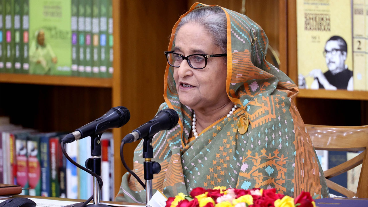 আমি হাওয়া ভবনের মতো কোনো ‘খাওয়া ভবন’ করিনি :  প্রধানমন্ত্রী