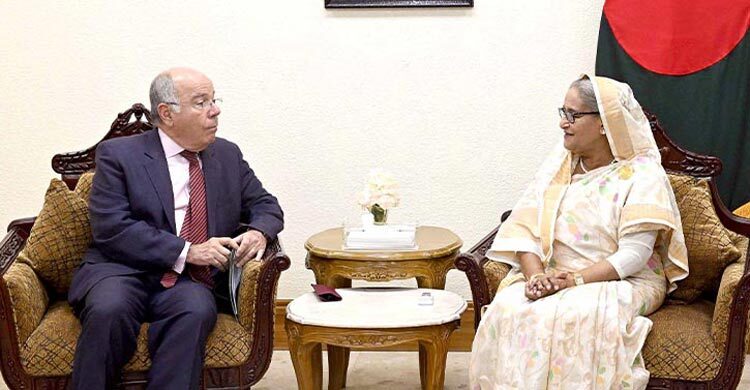 ব্রাজিলকে তৈরি পোশাক নেওয়ার আহ্বান প্রধানমন্ত্রীর