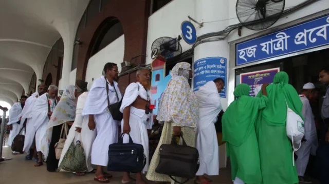 চট্টগ্রাম থেকে হজের প্রথম ফ্লাইট যাবে কাল