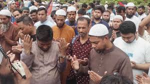 ফিলিস্তিনে শান্তি কামনায় কাঁদলেন লাখো মানুষ