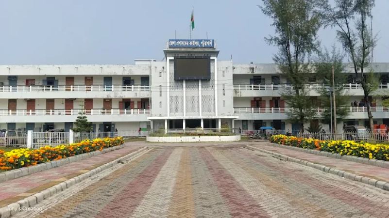 পটুয়াখালী ইপিজেড : ভূমি অধিগ্রহণের ক্ষতিপূরণ পেতেও গুনতে হচ্ছে টাকা, হয়রানি
