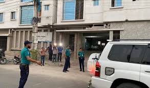 রাজশাহীতে বাসায় ঢুকে বিচারকের ছেলেকে ছুরিকাঘাতে হত্যা