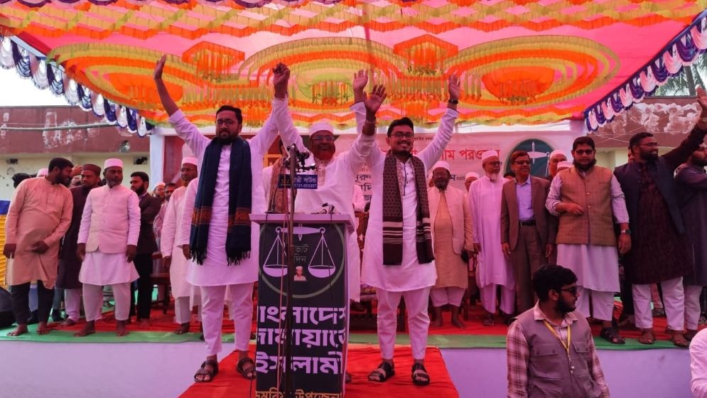 যারা ক্ষমতায় ছিলেন, তাদের আগামী নির্বাচনে লালকার্ড দেখাবে জাতি: পরওয়ার