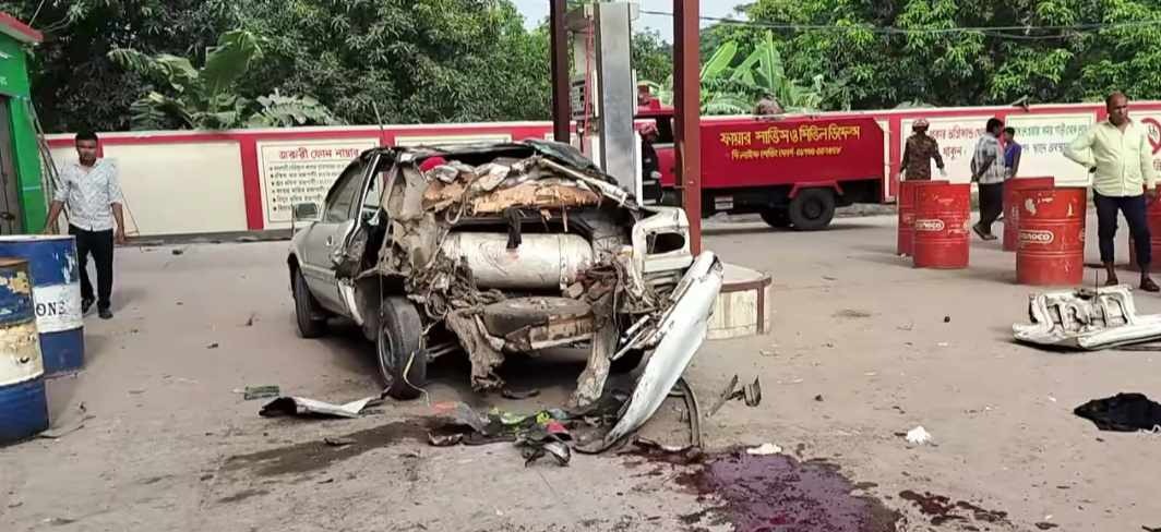 রাজশাহীতে পাম্পে গ্যাস নেওয়ার সময় সিলিন্ডার বিস্ফোরণে প্রাইভেটকারের মালিকের মৃত্যু
