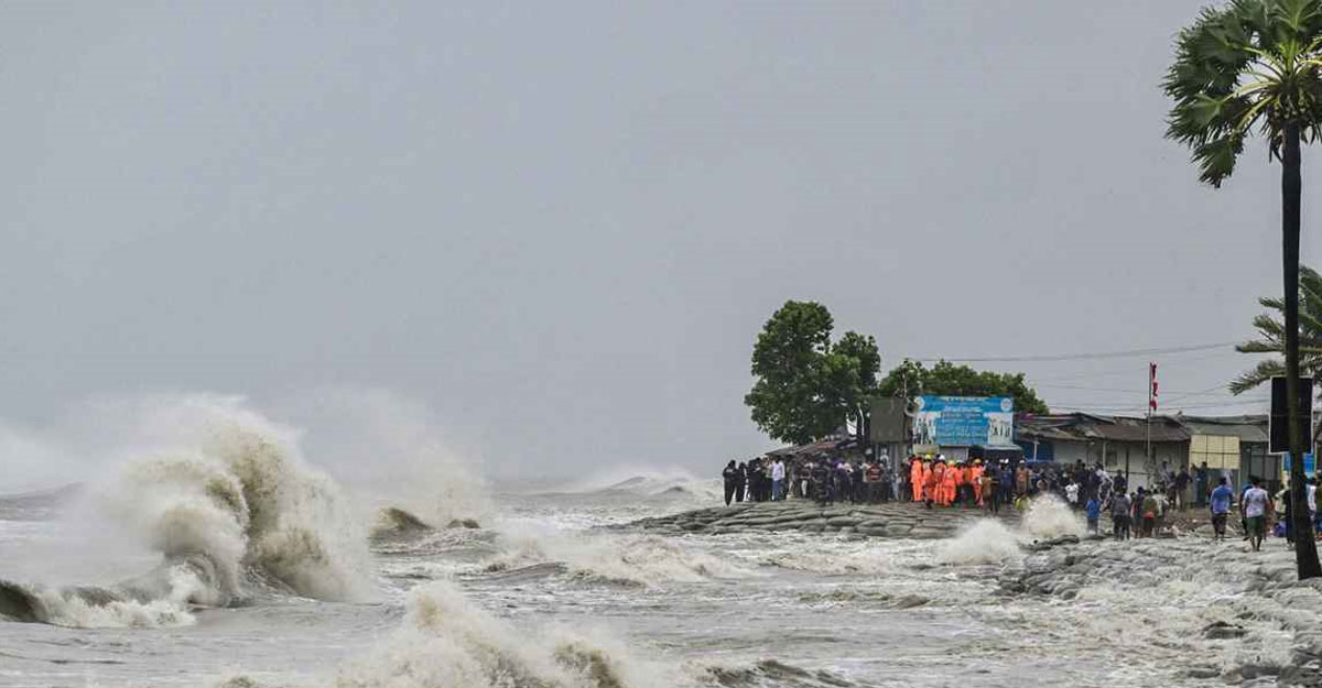 ঘূর্ণিঝড় ‘রেমাল’ দুর্বল হতে ৩ ঘণ্টা লাগতে পারে