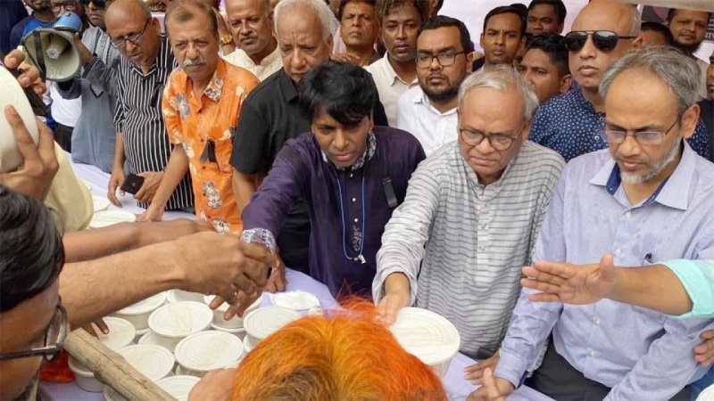 জিয়ার সাহস ও সততা বুকে ধারণ করে এগুতে হবে: রিজভী